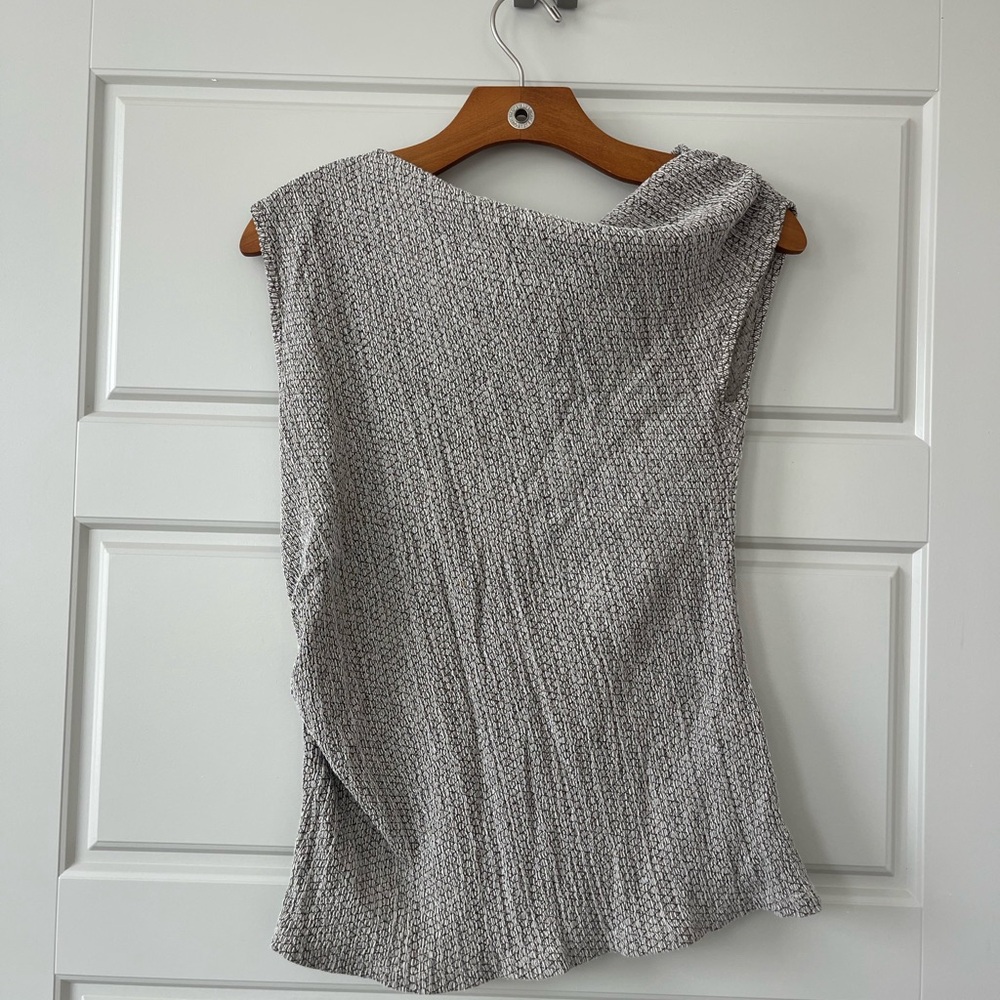Zara Gray Textured Tank Top - Picture 3 of 5